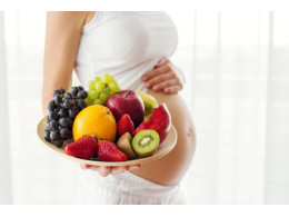 beneficios-comer-fruta-embarazo-euroresidentes.jpg